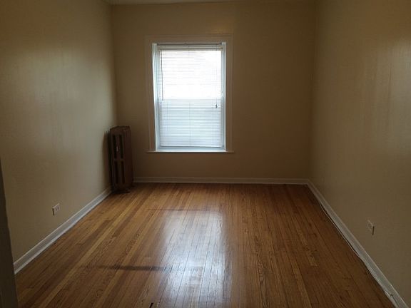3rd image of 7236 S Dorchester Ave #2