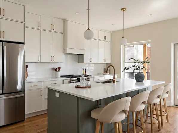 12 Geneva St #303, Boston, MA 02128