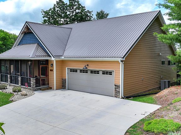 5th image of 4973 Long Rifle Rd