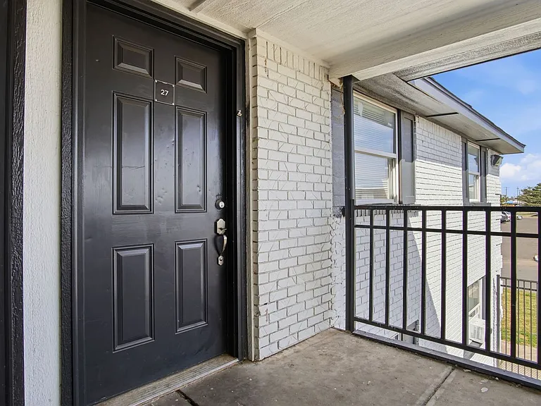 Welcome Home to Comfortable Living at 6111 S Klein Ave! — Photo 28