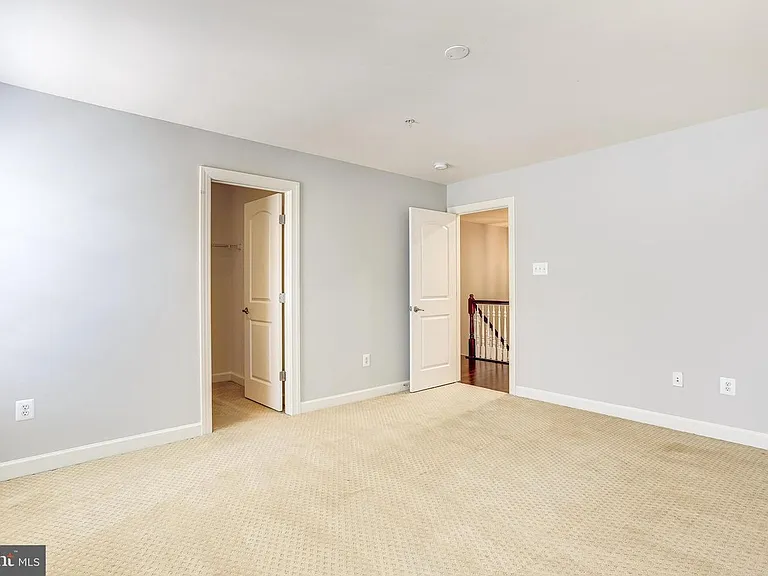 446 Whetstone Glen St — Photo 25