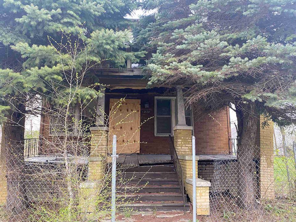13532 Arlington