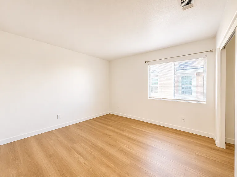 4420 Cloudywing Rd — Photo 25