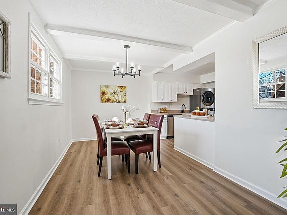 4th image of 14444 Cool Oak Ln