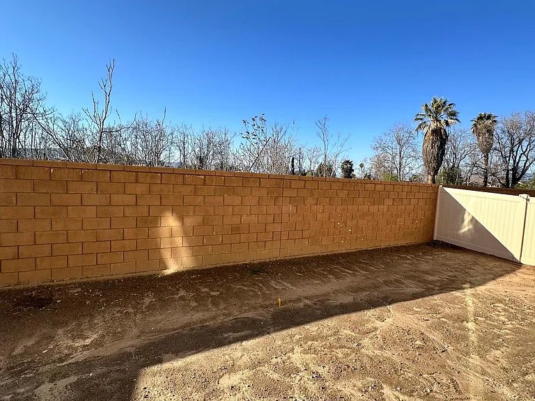 1809 Julia Way — Photo 7