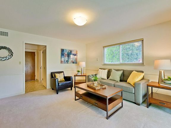 4th image of 1533 San Gabriel Way