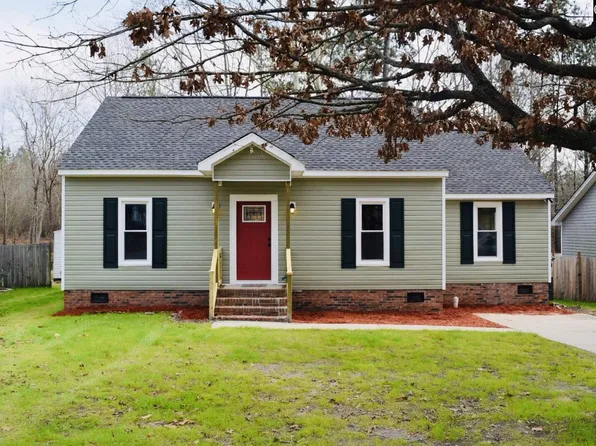 801 Quail Hills Dr, Hopkins, SC 29061