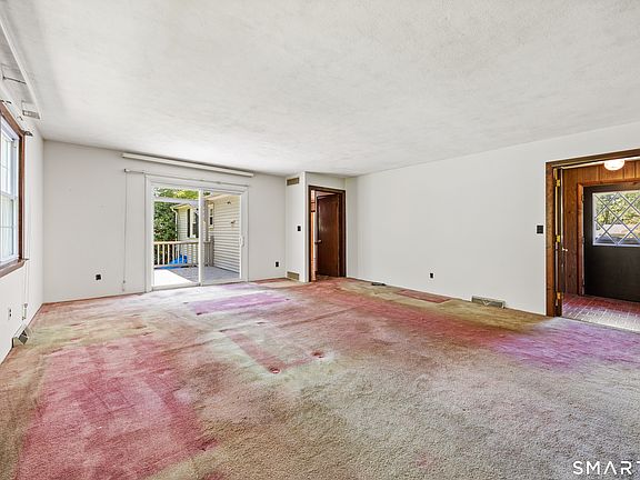 5th image of 21 Fawn Drive