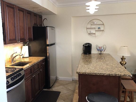 3rd image of 2301 S Atlantic Ave #215