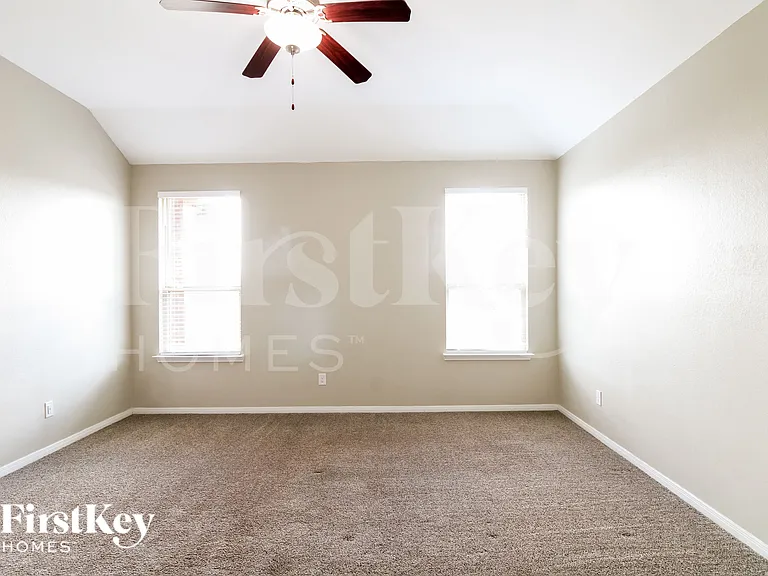 4410 Brenta Mountain Ln — Photo 13