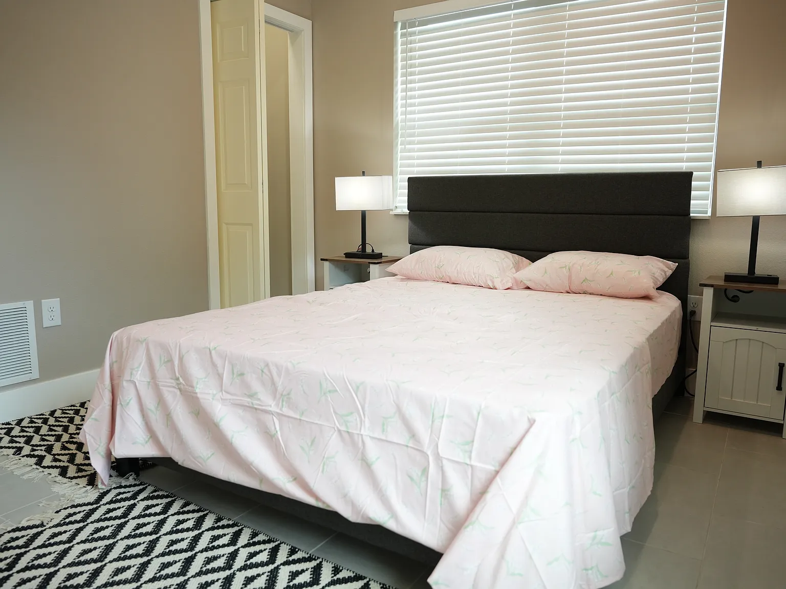 1 bed, 500 sqft, $2,250 — Photo 4