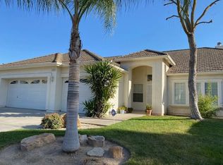 4587 W Oswego Ave, Fresno, CA 93722