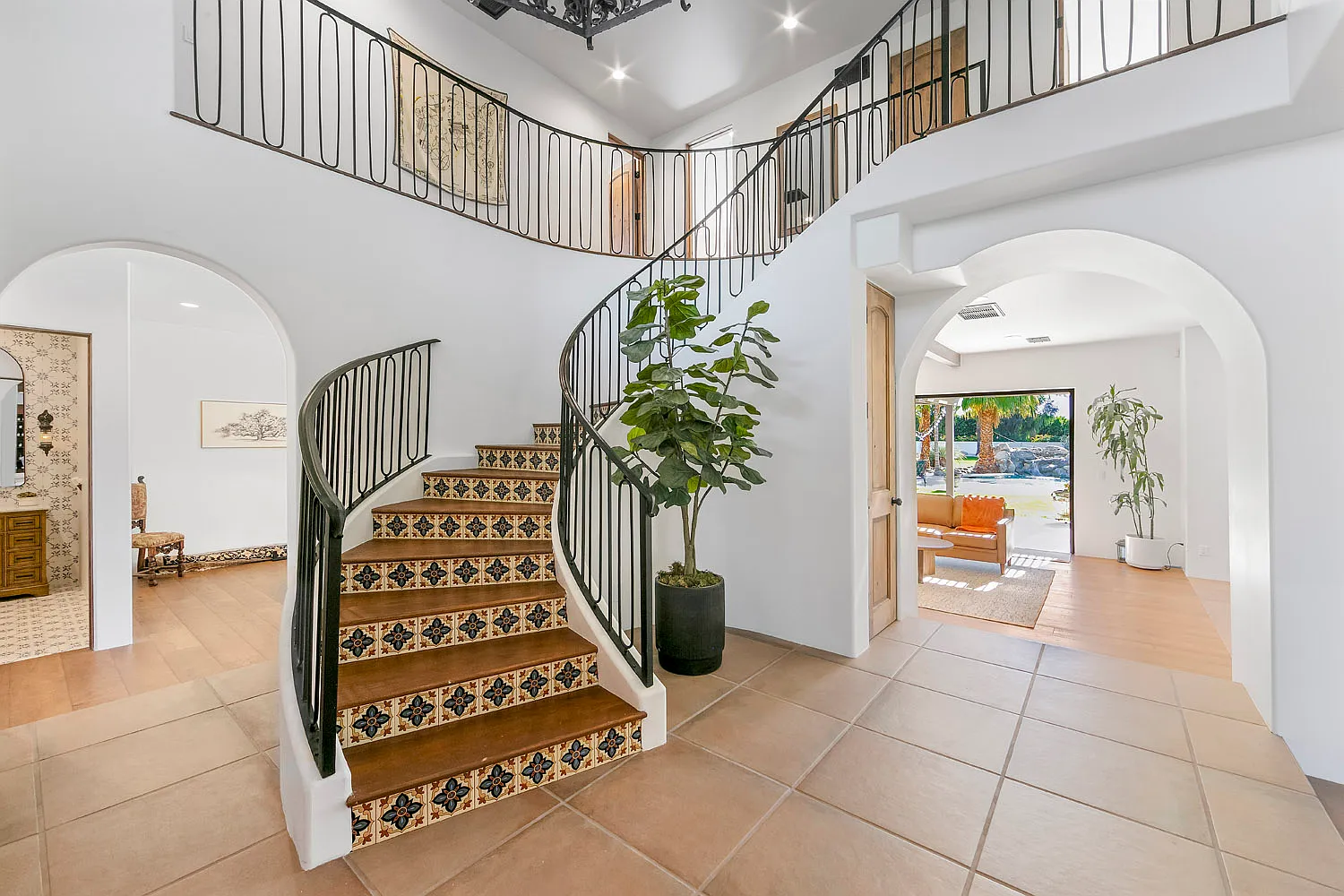6 bed, 6.5 bath, 5227 sqft, $25,000 — Photo 4
