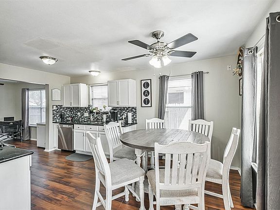 5th image of 11735 Pebble Sands Dr