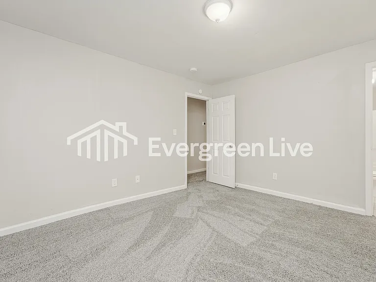 3053 Deshong Dr — Photo 9
