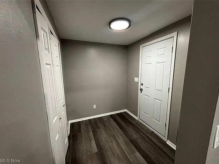 11824 Geraldine Ave — Photo 15