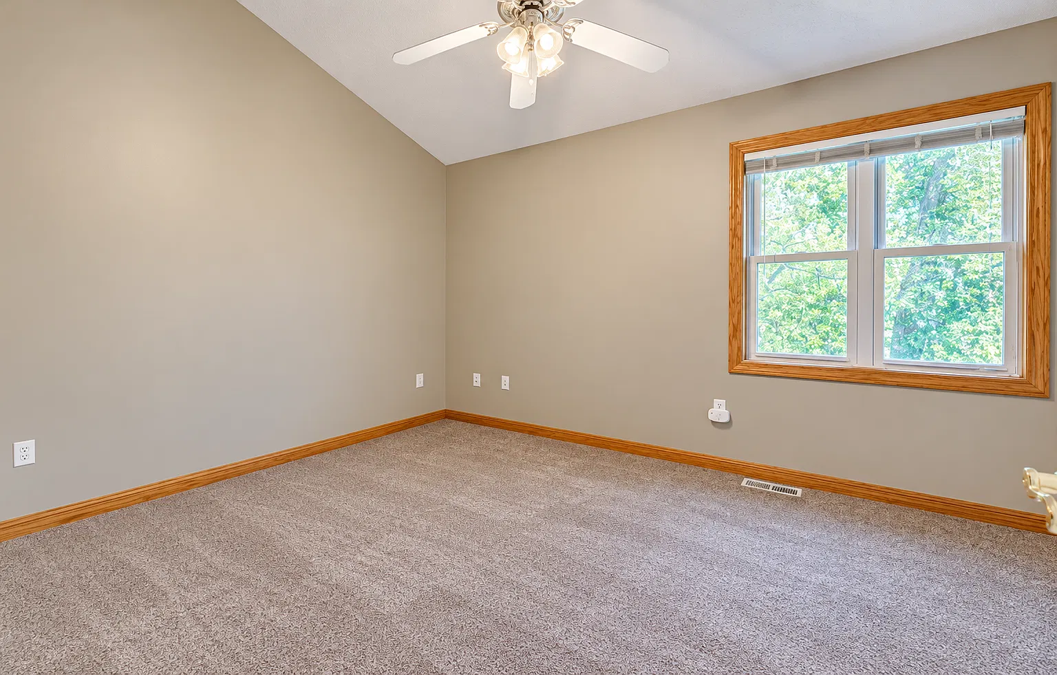 2 Bakers Pointe - 1 — Photo 3