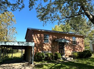 106 Niblick Ct, Elizabethtown, KY 42701