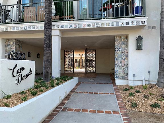 2nd image of 6322 Reseda Blvd #103N
