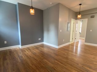 2004 Sansom St #2F, Philadelphia, PA 19103