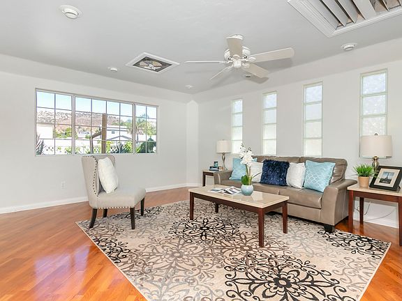4th image of 10641 Montura Ct