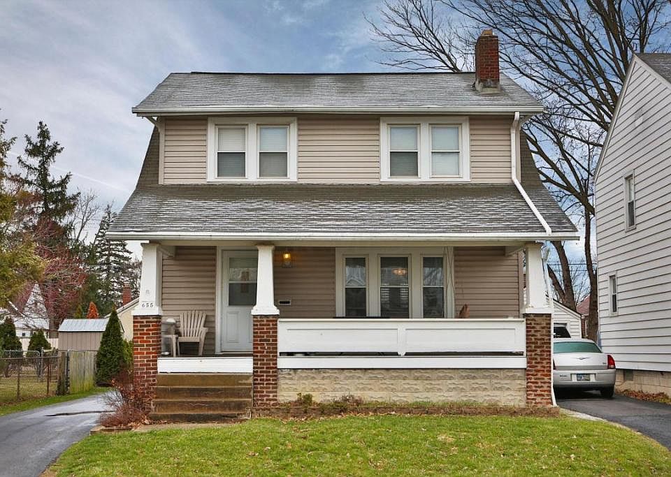 1st image of 655 Hilltonia Ave
