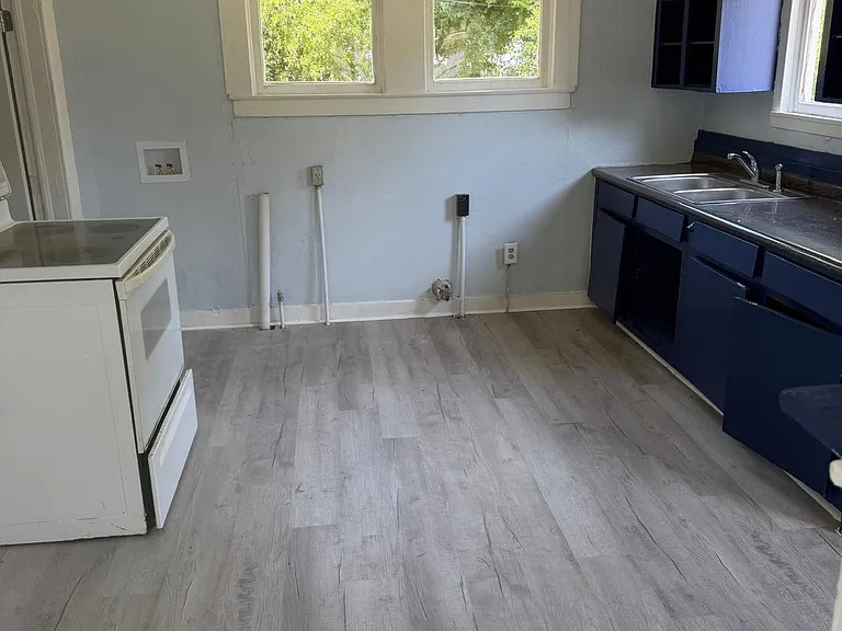 1214 S 17th St — Photo 5