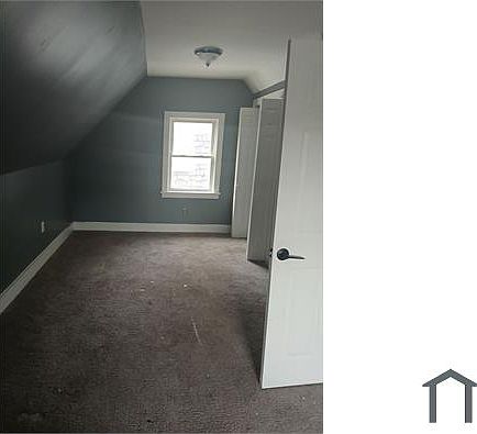 2nd image of 15432 Marlowe St