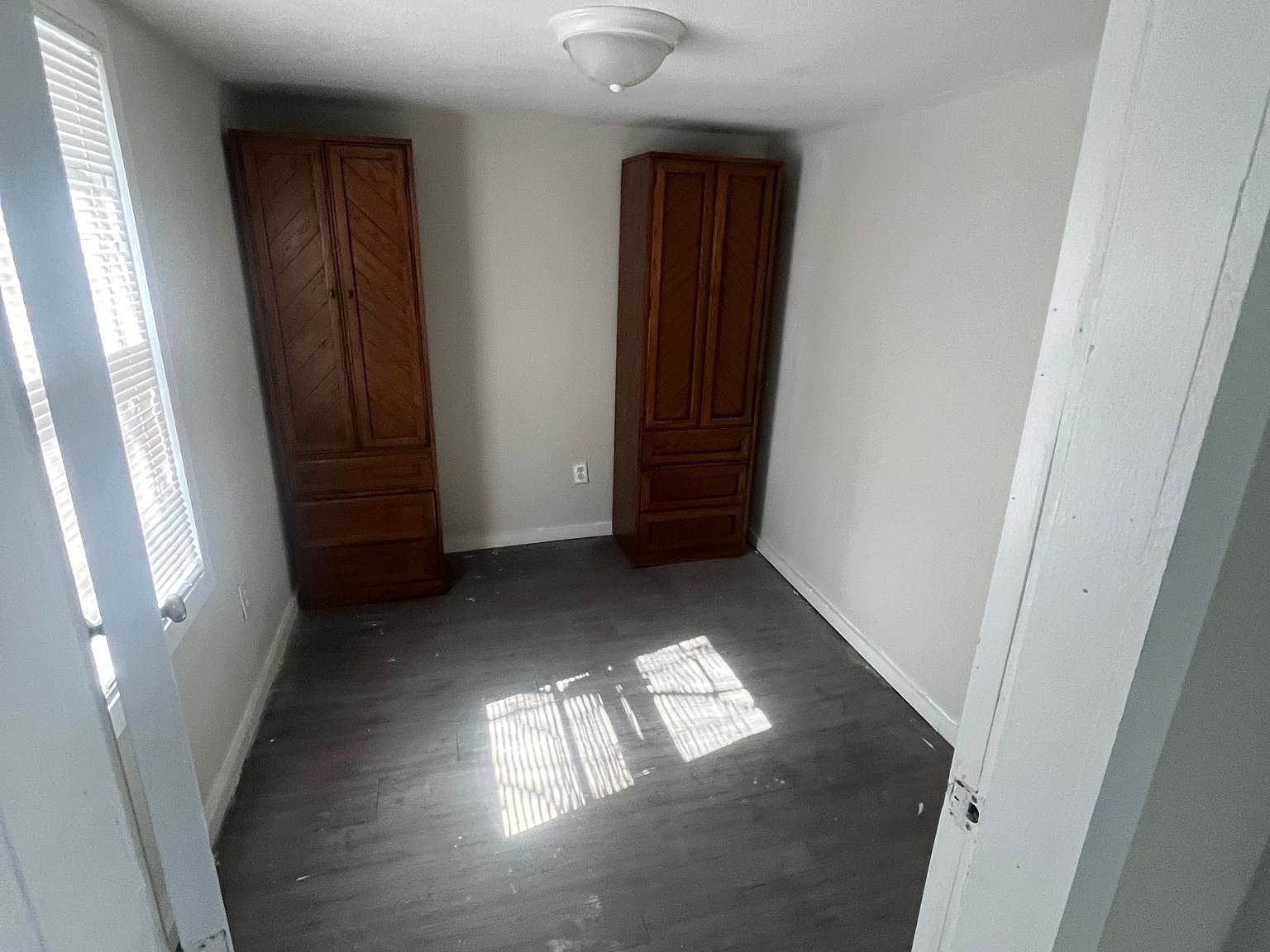 2825 SW Jefferson Ave, Peoria, IL 61605 Zillow