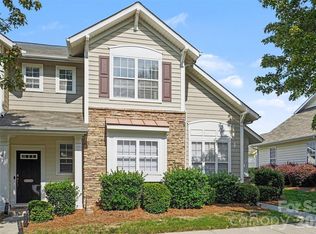 1148 Drummond Ln, Matthews, NC 28104