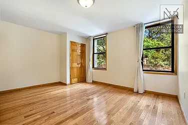 Rented by New York Residence