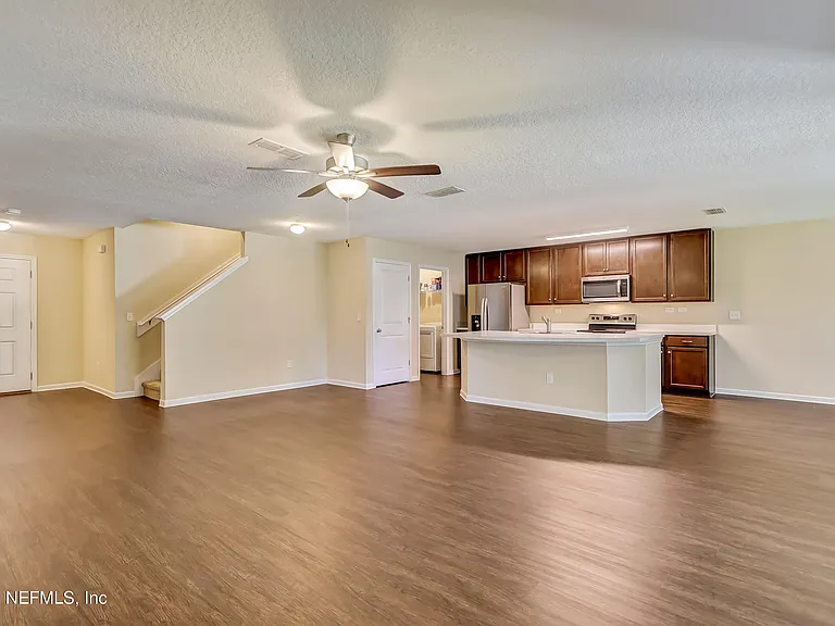 11168 Watkins Ct — Photo 11