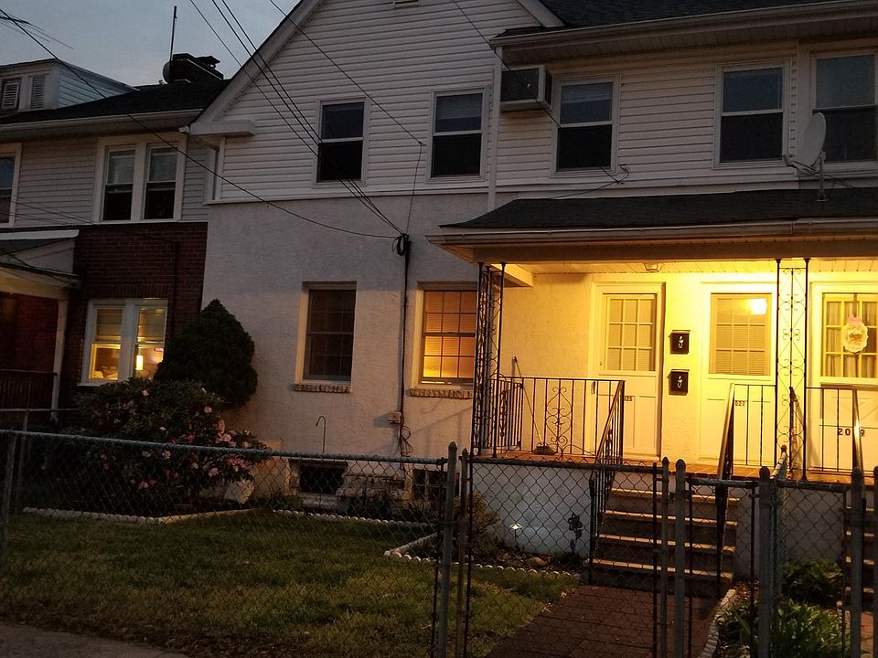 Welcome home! Private entrance and shared front yard and porch