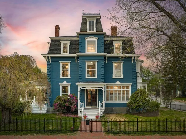 37 Summer Street, Dover, NH 03820