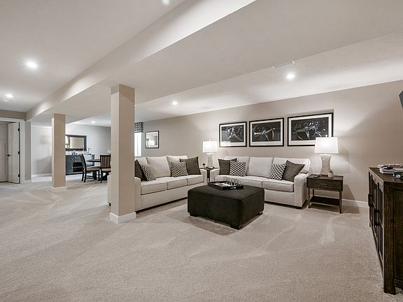 Hudson with Finished Basement