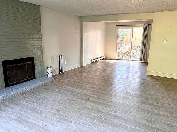 2nd image of 14507 NE 7th Pl APT 3