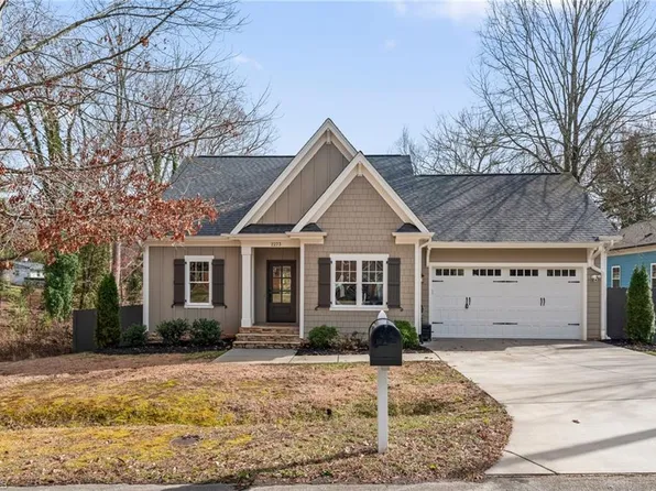 2273 Clawson St, Winston Salem, NC 27106