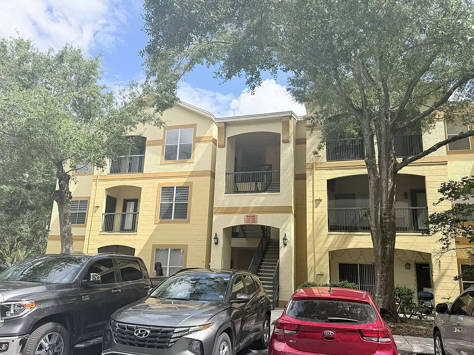 5616 Pinnacle Heights Cir #308