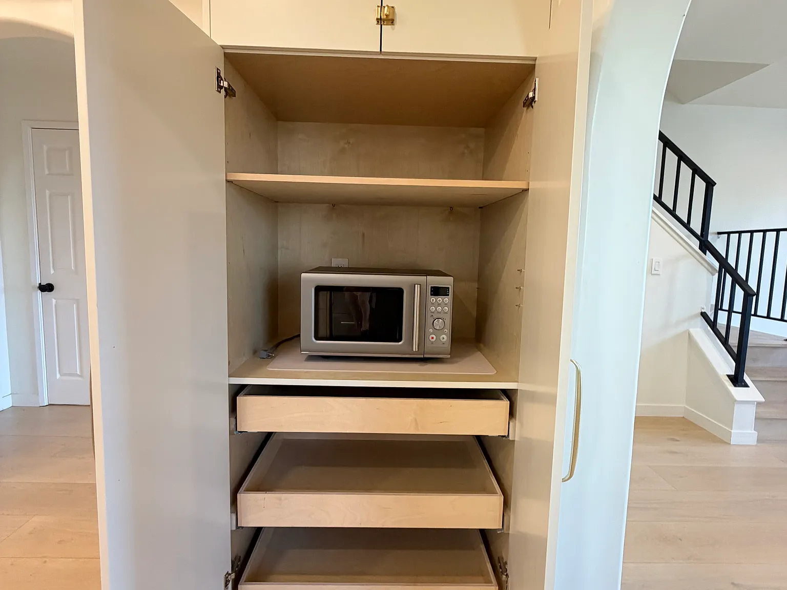 2 bed, 1338 sqft, $4,950 — Photo 4