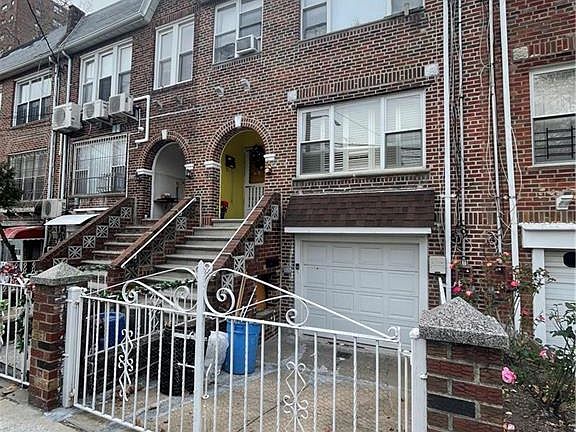 3rd image of 2176 12th Street