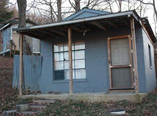 2799 Johnson Branch Rd, Parksville, KY 40464