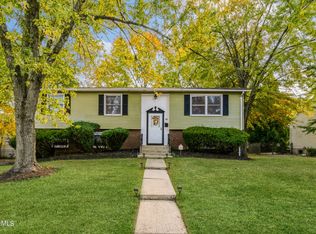 30 Chilton Ln, Aberdeen, NJ 07747