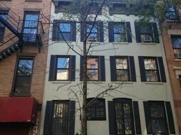2nd image of 412 W 47th St #4