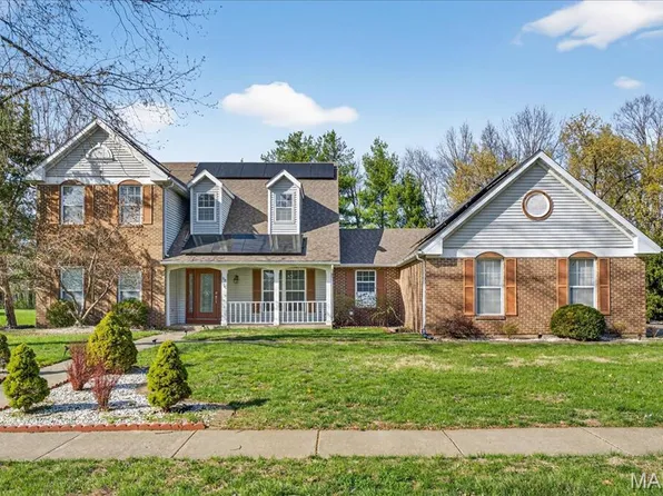 1919 White Birch Ln, Belleville, IL 62226