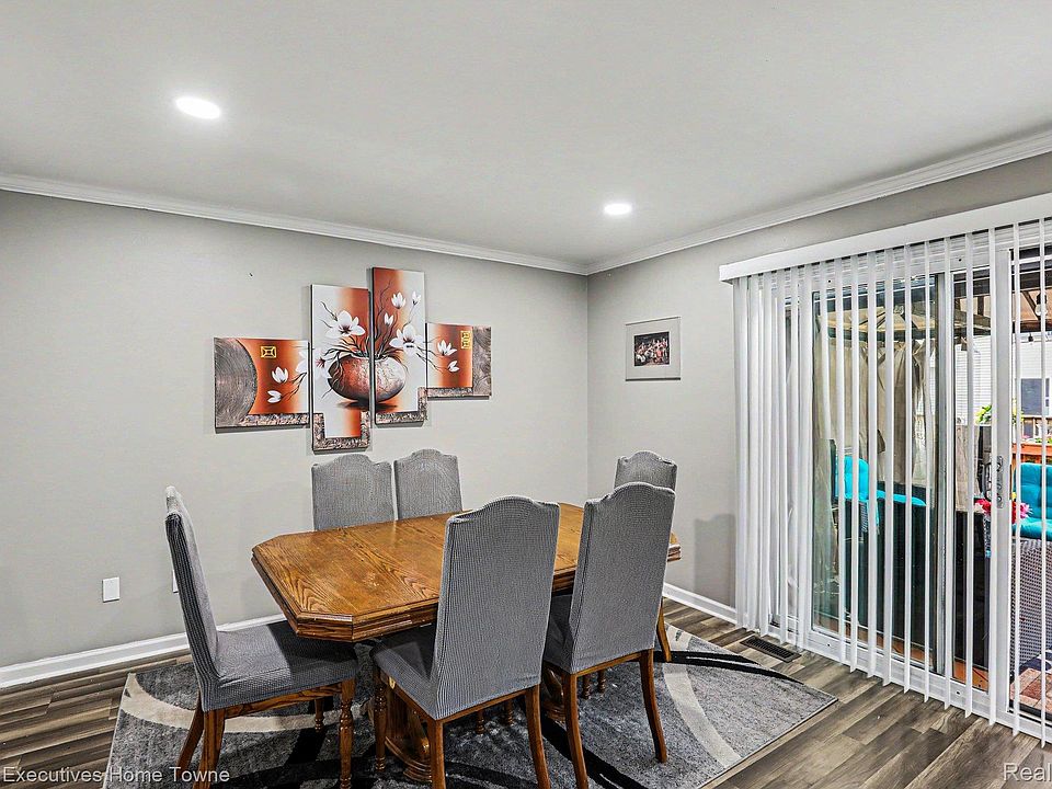 17010 Kingsbrooke Dr, photo 6