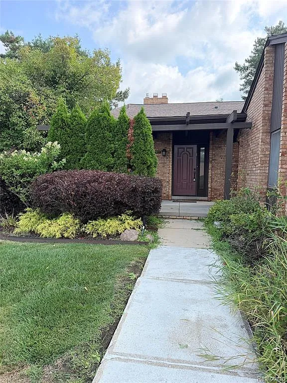 2 bed, 2.0 bath, 1730 sqft, $2,650 — Photo 1