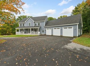 2 Exeter Road, North Hampton, NH 03862