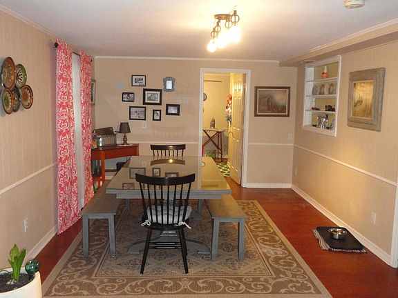 5th image of 2717 Pinewood Dr
