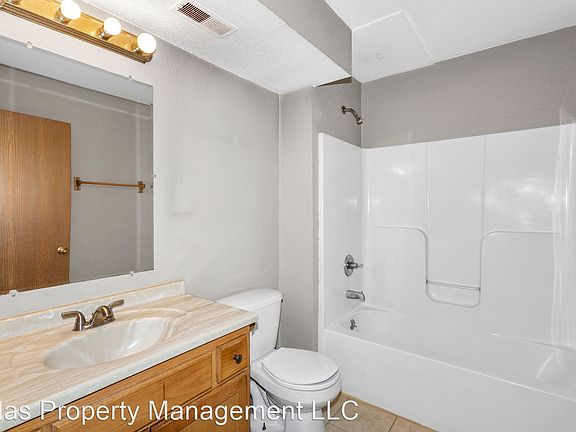 3rd image of 100 E Otway St #C