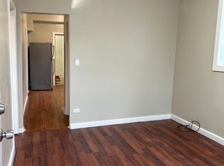 3242 W 38th Pl #1R, Chicago, IL 60632